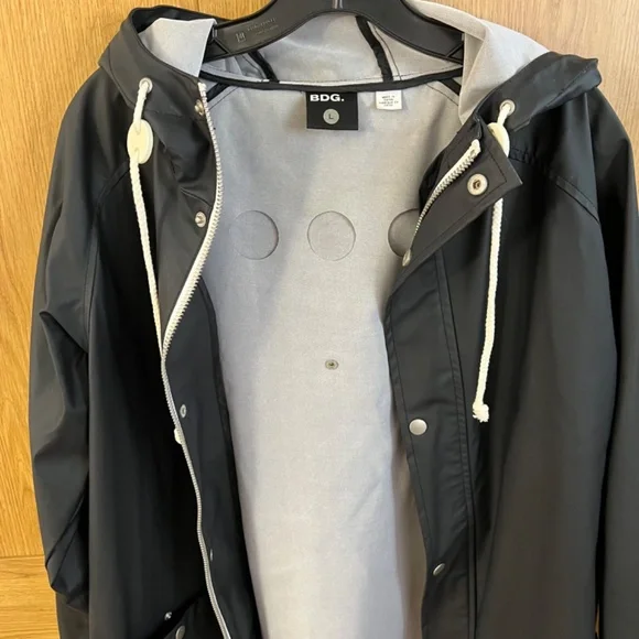 Urban Outfitters BDG BLACK PVC RUBBERIZED hooded Raincoat Vinyl Waterproof sz L